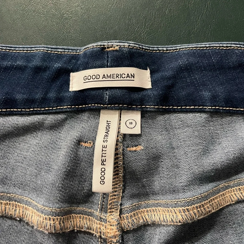 BNWT Plus size Good American straight leg jeans size 18 petite - Picture 6 of 13